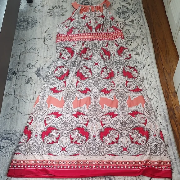 Studio One Coral and Pink Paisley Maxi Dress. Halter Top. - Picture 1 of 3